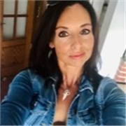 Instrumental tuition for all. I offer lessons in saxophone, clarinet, piano and theory to all age groups , beginners and advanced students. Sharing a passion for music making with others is what I do!